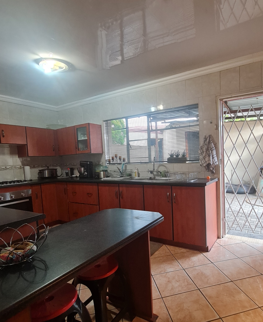4 Bedroom Property for Sale in Vaalpark Free State